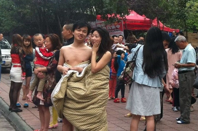 眼中只看見彼此